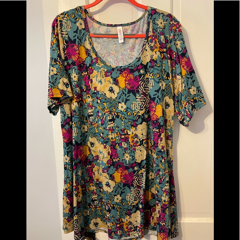 LuLaRoe Perfect Tee 3X